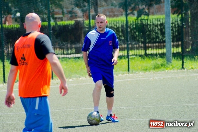 Zdjęcie w galerii na portalu naszraciborz.pl: Hurtownia zdetronizowana. Puchar prezesa trafił do Ensolu wiadomości z regionu