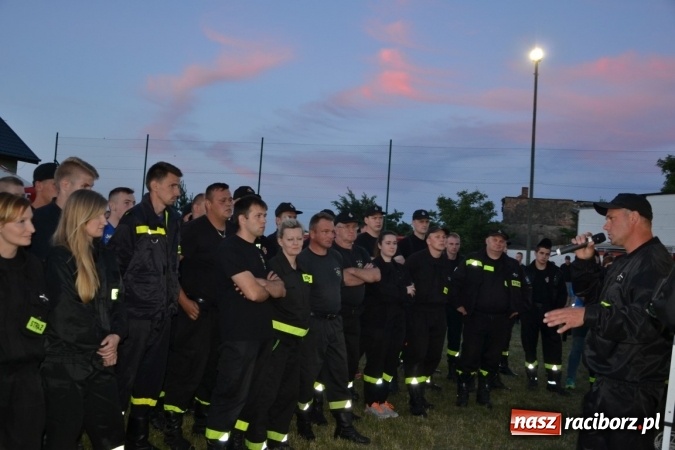 Zdjęcie w galerii na portalu naszraciborz.pl: Nocne zawody strażackie w Bolesławiu. Emocje i frekwencja jak na Euro wiadomości z regionu