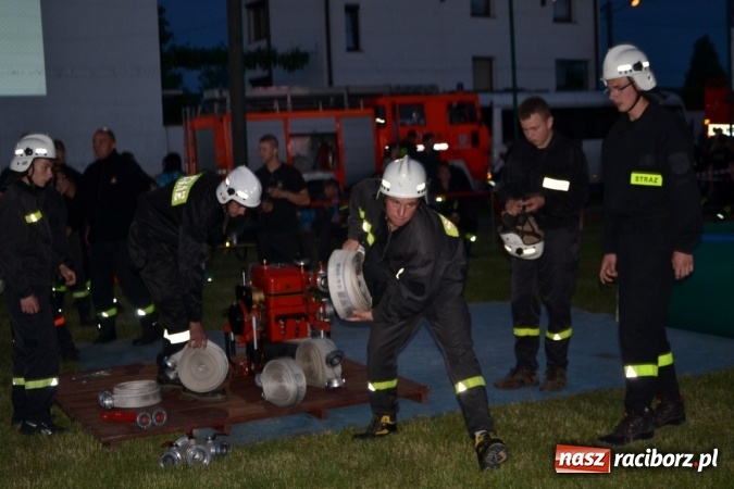 Zdjęcie w galerii na portalu naszraciborz.pl: Nocne zawody strażackie w Bolesławiu. Emocje i frekwencja jak na Euro wiadomości z regionu