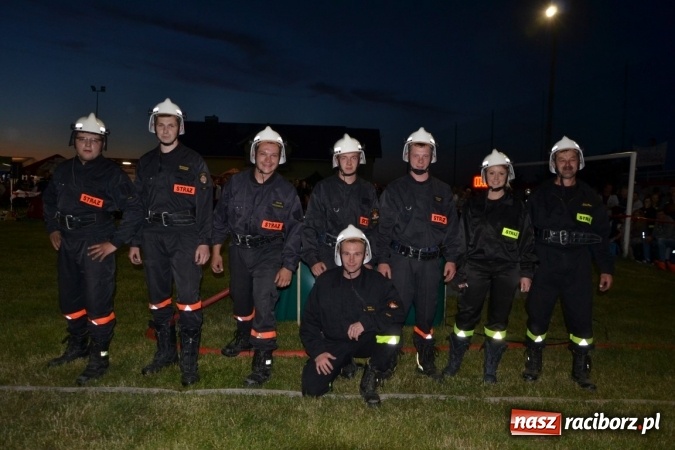 Zdjęcie w galerii na portalu naszraciborz.pl: Nocne zawody strażackie w Bolesławiu. Emocje i frekwencja jak na Euro wiadomości z regionu