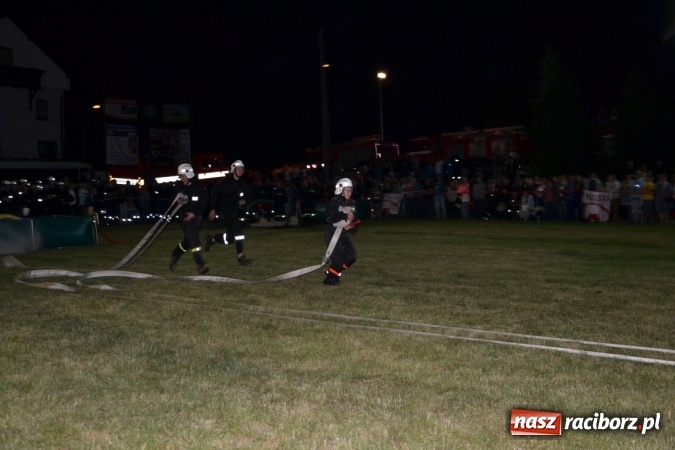 Zdjęcie w galerii na portalu naszraciborz.pl: Nocne zawody strażackie w Bolesławiu. Emocje i frekwencja jak na Euro wiadomości z regionu