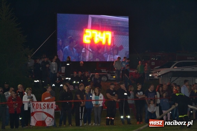Zdjęcie w galerii na portalu naszraciborz.pl: Nocne zawody strażackie w Bolesławiu. Emocje i frekwencja jak na Euro wiadomości z regionu