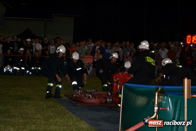 Zdjęcie w galerii na portalu naszraciborz.pl: Nocne zawody strażackie w Bolesławiu. Emocje i frekwencja jak na Euro wiadomości z regionu