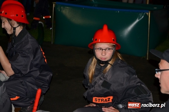 Zdjęcie w galerii na portalu naszraciborz.pl: Nocne zawody strażackie w Bolesławiu. Emocje i frekwencja jak na Euro wiadomości z regionu