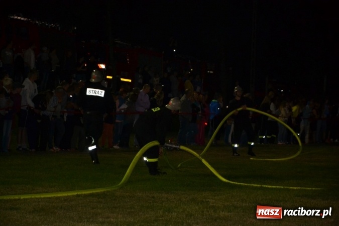 Zdjęcie w galerii na portalu naszraciborz.pl: Nocne zawody strażackie w Bolesławiu. Emocje i frekwencja jak na Euro wiadomości z regionu