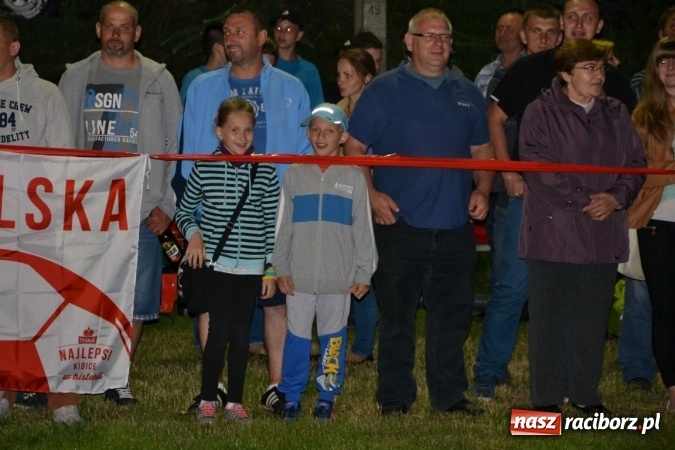 Zdjęcie w galerii na portalu naszraciborz.pl: Nocne zawody strażackie w Bolesławiu. Emocje i frekwencja jak na Euro wiadomości z regionu
