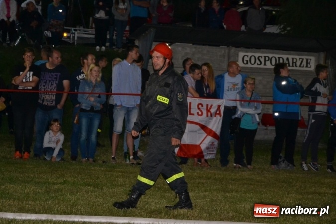 Zdjęcie w galerii na portalu naszraciborz.pl: Nocne zawody strażackie w Bolesławiu. Emocje i frekwencja jak na Euro wiadomości z regionu