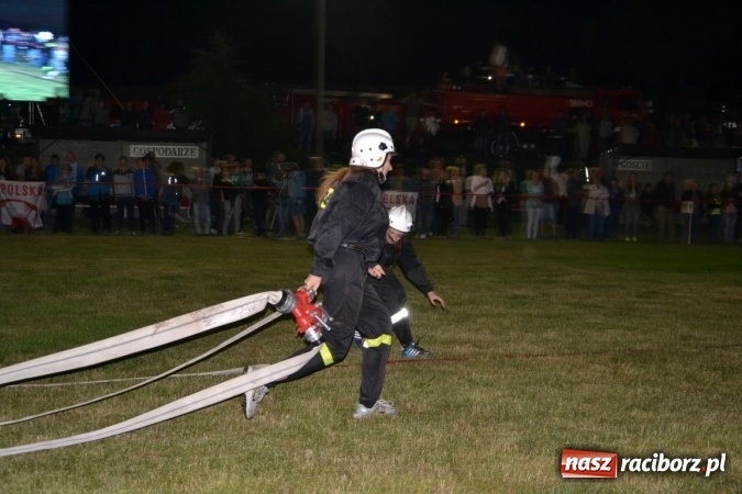 Zdjęcie w galerii na portalu naszraciborz.pl: Nocne zawody strażackie w Bolesławiu. Emocje i frekwencja jak na Euro wiadomości z regionu