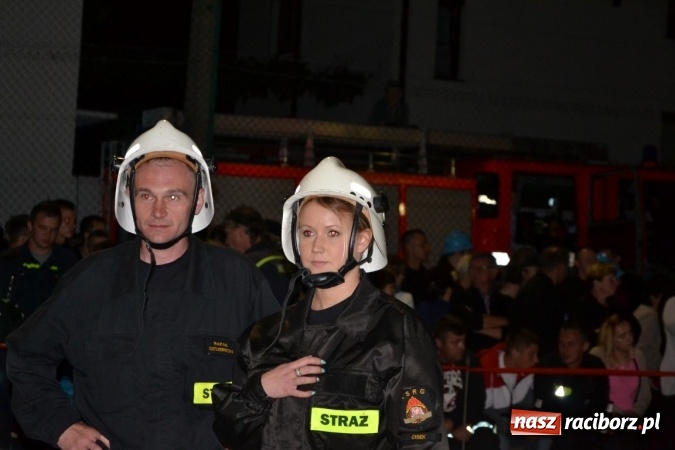 Zdjęcie w galerii na portalu naszraciborz.pl: Nocne zawody strażackie w Bolesławiu. Emocje i frekwencja jak na Euro wiadomości z regionu
