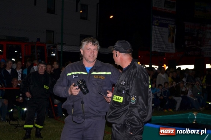 Zdjęcie w galerii na portalu naszraciborz.pl: Nocne zawody strażackie w Bolesławiu. Emocje i frekwencja jak na Euro wiadomości z regionu