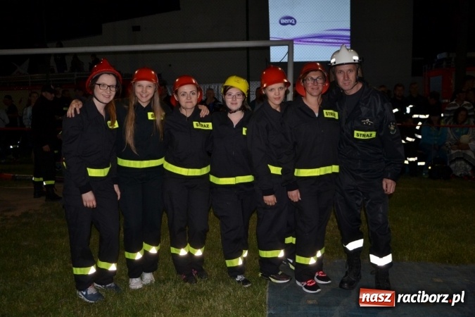 Zdjęcie w galerii na portalu naszraciborz.pl: Nocne zawody strażackie w Bolesławiu. Emocje i frekwencja jak na Euro wiadomości z regionu