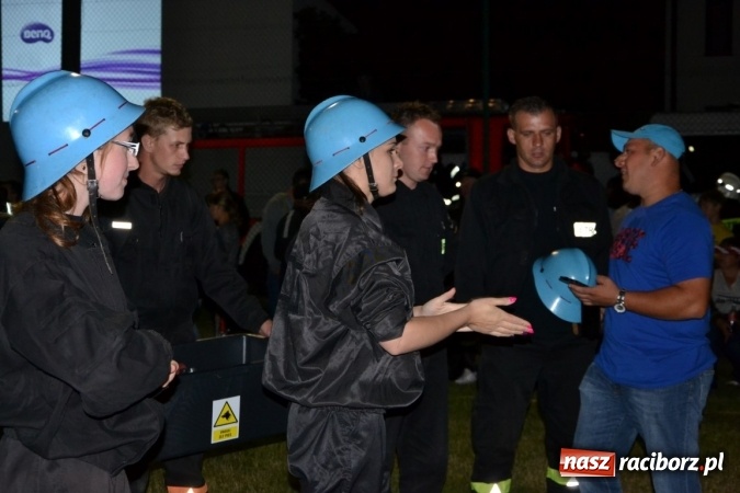 Zdjęcie w galerii na portalu naszraciborz.pl: Nocne zawody strażackie w Bolesławiu. Emocje i frekwencja jak na Euro wiadomości z regionu