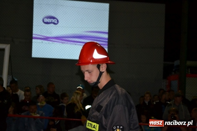 Zdjęcie w galerii na portalu naszraciborz.pl: Nocne zawody strażackie w Bolesławiu. Emocje i frekwencja jak na Euro wiadomości z regionu