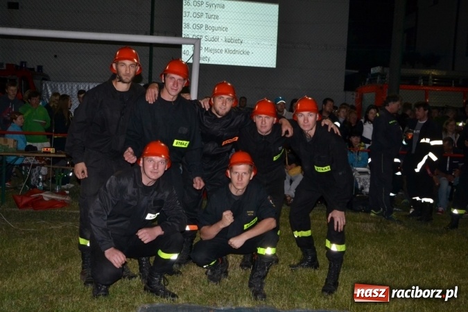 Zdjęcie w galerii na portalu naszraciborz.pl: Nocne zawody strażackie w Bolesławiu. Emocje i frekwencja jak na Euro wiadomości z regionu