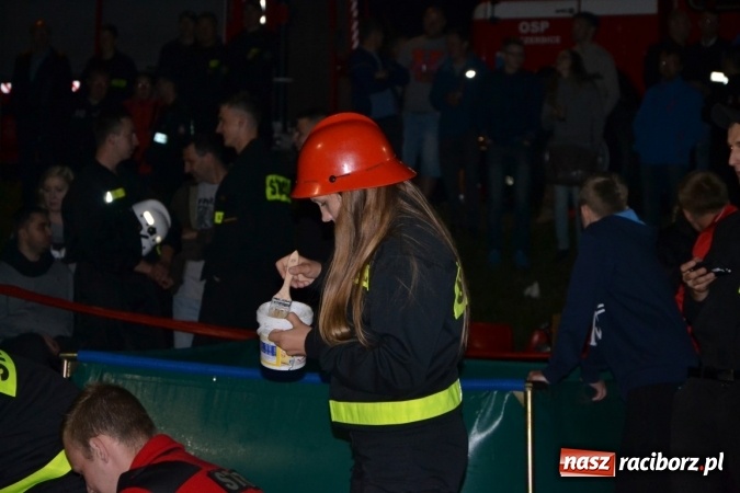 Zdjęcie w galerii na portalu naszraciborz.pl: Nocne zawody strażackie w Bolesławiu. Emocje i frekwencja jak na Euro wiadomości z regionu