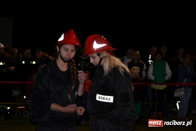 Zdjęcie w galerii na portalu naszraciborz.pl: Nocne zawody strażackie w Bolesławiu. Emocje i frekwencja jak na Euro wiadomości z regionu