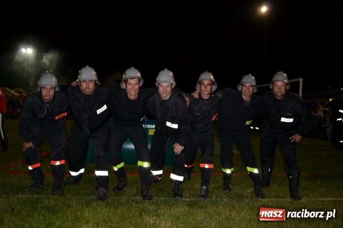 Zdjęcie w galerii na portalu naszraciborz.pl: Nocne zawody strażackie w Bolesławiu. Emocje i frekwencja jak na Euro wiadomości z regionu