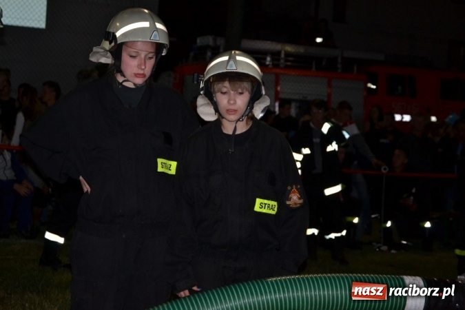 Zdjęcie w galerii na portalu naszraciborz.pl: Nocne zawody strażackie w Bolesławiu. Emocje i frekwencja jak na Euro wiadomości z regionu