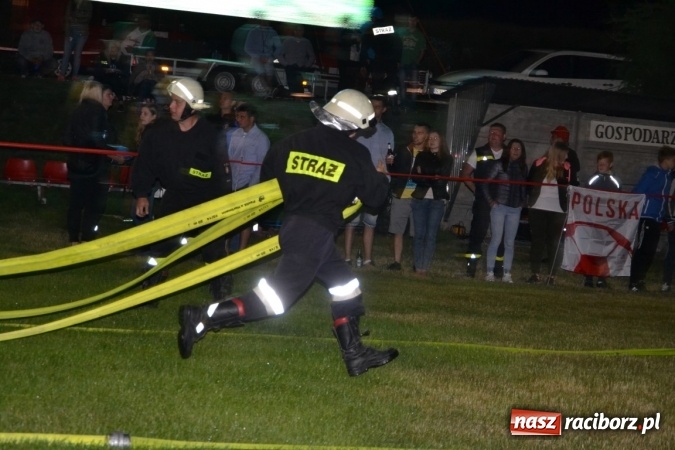 Zdjęcie w galerii na portalu naszraciborz.pl: Nocne zawody strażackie w Bolesławiu. Emocje i frekwencja jak na Euro wiadomości z regionu