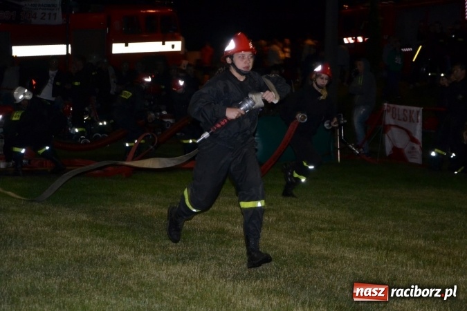 Zdjęcie w galerii na portalu naszraciborz.pl: Nocne zawody strażackie w Bolesławiu. Emocje i frekwencja jak na Euro wiadomości z regionu