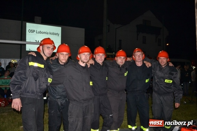 Zdjęcie w galerii na portalu naszraciborz.pl: Nocne zawody strażackie w Bolesławiu. Emocje i frekwencja jak na Euro wiadomości z regionu