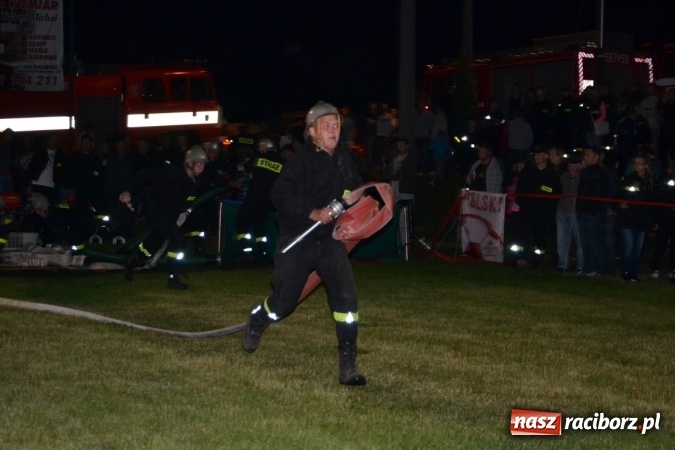 Zdjęcie w galerii na portalu naszraciborz.pl: Nocne zawody strażackie w Bolesławiu. Emocje i frekwencja jak na Euro wiadomości z regionu