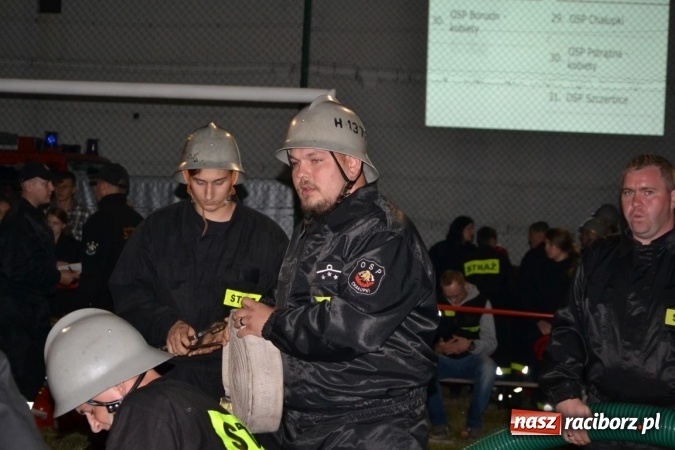 Zdjęcie w galerii na portalu naszraciborz.pl: Nocne zawody strażackie w Bolesławiu. Emocje i frekwencja jak na Euro wiadomości z regionu