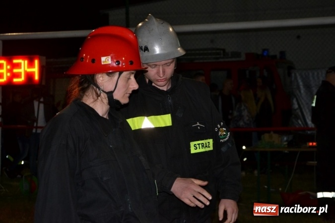 Zdjęcie w galerii na portalu naszraciborz.pl: Nocne zawody strażackie w Bolesławiu. Emocje i frekwencja jak na Euro wiadomości z regionu