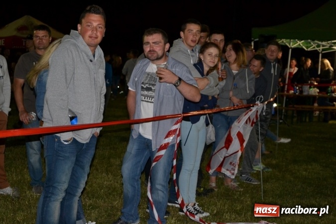 Zdjęcie w galerii na portalu naszraciborz.pl: Nocne zawody strażackie w Bolesławiu. Emocje i frekwencja jak na Euro wiadomości z regionu