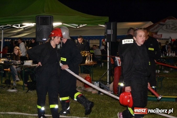 Zdjęcie w galerii na portalu naszraciborz.pl: Nocne zawody strażackie w Bolesławiu. Emocje i frekwencja jak na Euro wiadomości z regionu
