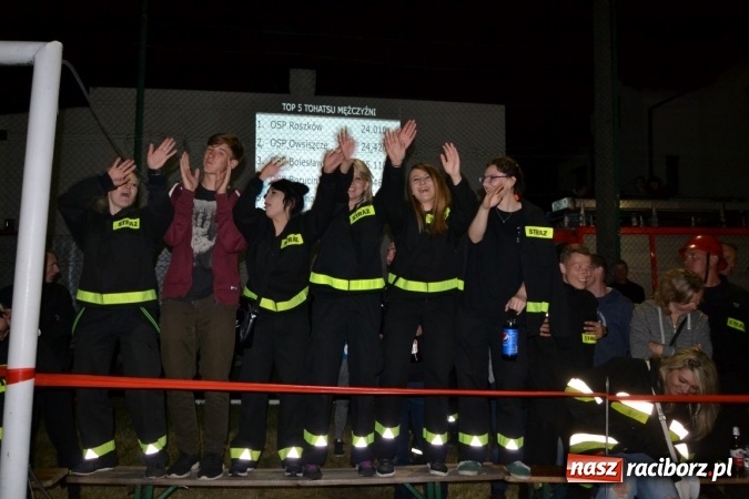 Zdjęcie w galerii na portalu naszraciborz.pl: Nocne zawody strażackie w Bolesławiu. Emocje i frekwencja jak na Euro wiadomości z regionu