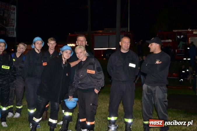 Zdjęcie w galerii na portalu naszraciborz.pl: Nocne zawody strażackie w Bolesławiu. Emocje i frekwencja jak na Euro wiadomości z regionu