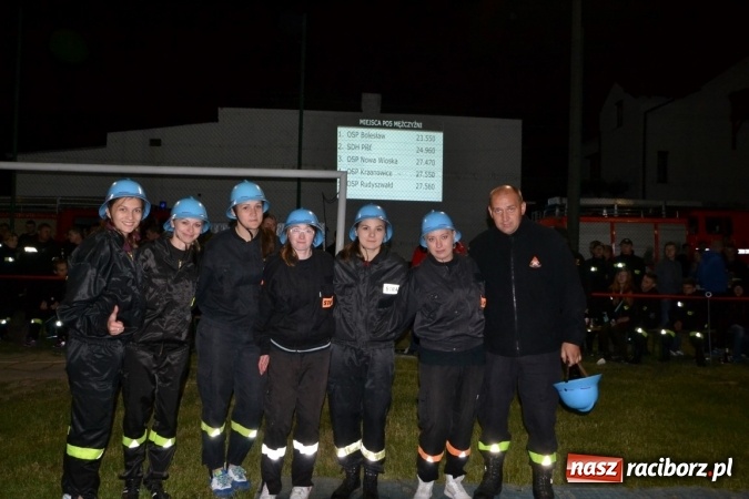 Zdjęcie w galerii na portalu naszraciborz.pl: Nocne zawody strażackie w Bolesławiu. Emocje i frekwencja jak na Euro wiadomości z regionu