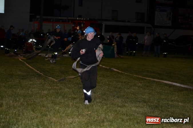 Zdjęcie w galerii na portalu naszraciborz.pl: Nocne zawody strażackie w Bolesławiu. Emocje i frekwencja jak na Euro wiadomości z regionu