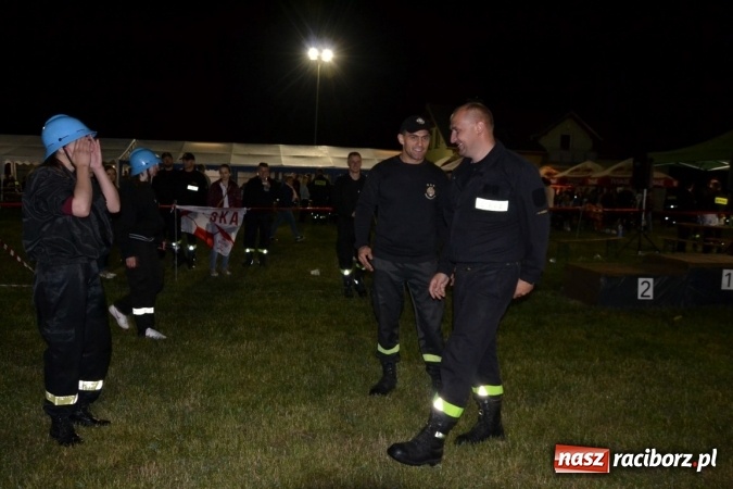 Zdjęcie w galerii na portalu naszraciborz.pl: Nocne zawody strażackie w Bolesławiu. Emocje i frekwencja jak na Euro wiadomości z regionu