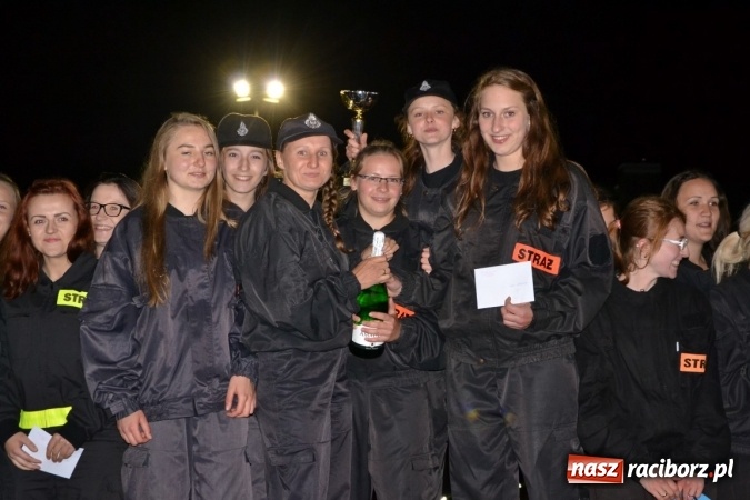 Zdjęcie w galerii na portalu naszraciborz.pl: Nocne zawody strażackie w Bolesławiu. Emocje i frekwencja jak na Euro wiadomości z regionu