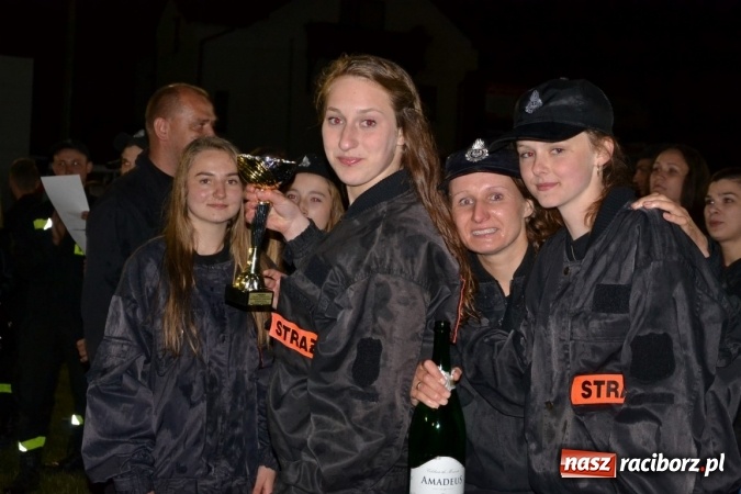 Zdjęcie w galerii na portalu naszraciborz.pl: Nocne zawody strażackie w Bolesławiu. Emocje i frekwencja jak na Euro wiadomości z regionu