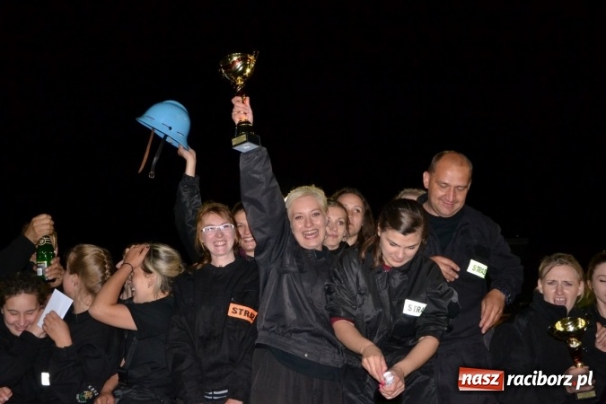 Zdjęcie w galerii na portalu naszraciborz.pl: Nocne zawody strażackie w Bolesławiu. Emocje i frekwencja jak na Euro wiadomości z regionu