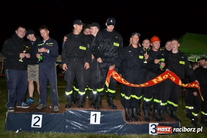 Zdjęcie w galerii na portalu naszraciborz.pl: Nocne zawody strażackie w Bolesławiu. Emocje i frekwencja jak na Euro wiadomości z regionu