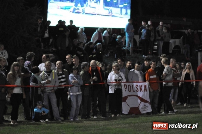 Zdjęcie w galerii na portalu naszraciborz.pl: Nocne zawody strażackie w Bolesławiu. Emocje i frekwencja jak na Euro wiadomości z regionu