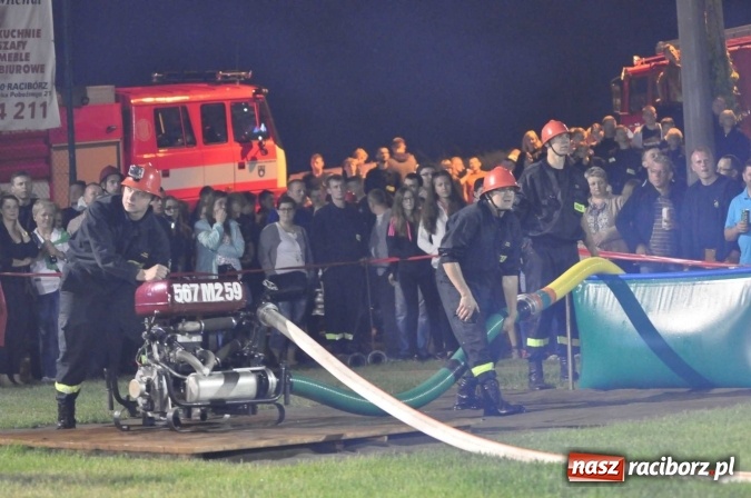 Zdjęcie w galerii na portalu naszraciborz.pl: Nocne zawody strażackie w Bolesławiu. Emocje i frekwencja jak na Euro wiadomości z regionu