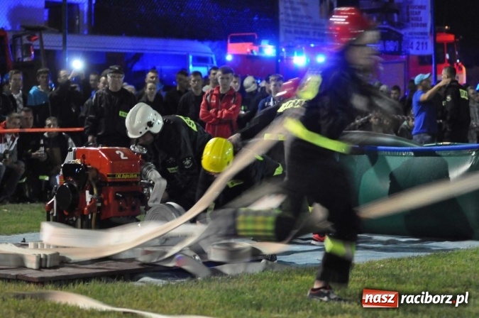 Zdjęcie w galerii na portalu naszraciborz.pl: Nocne zawody strażackie w Bolesławiu. Emocje i frekwencja jak na Euro wiadomości z regionu