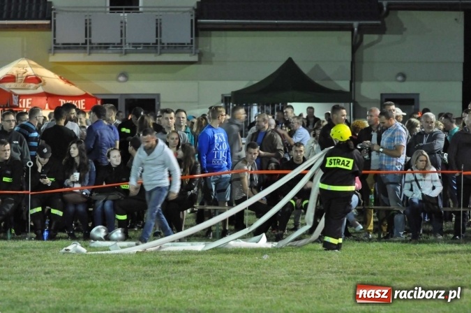 Zdjęcie w galerii na portalu naszraciborz.pl: Nocne zawody strażackie w Bolesławiu. Emocje i frekwencja jak na Euro wiadomości z regionu