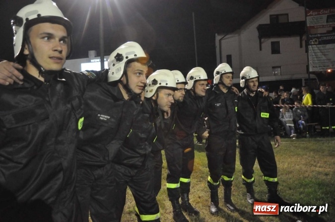 Zdjęcie w galerii na portalu naszraciborz.pl: Nocne zawody strażackie w Bolesławiu. Emocje i frekwencja jak na Euro wiadomości z regionu