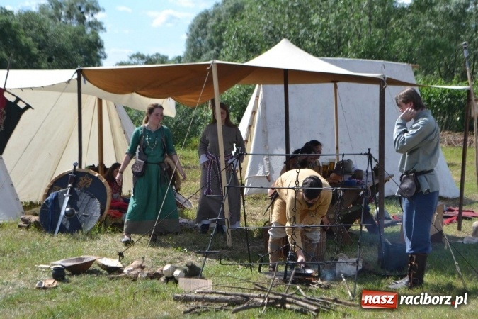 Zdjęcie w galerii na portalu naszraciborz.pl: PŁYWADŁO 2016 - przystanek Turze wiadomości z regionu