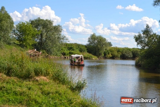 Zdjęcie w galerii na portalu naszraciborz.pl: PŁYWADŁO 2016 - przystanek Turze wiadomości z regionu