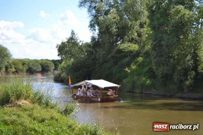 Zdjęcie w galerii na portalu naszraciborz.pl: PŁYWADŁO 2016 - przystanek Turze wiadomości z regionu