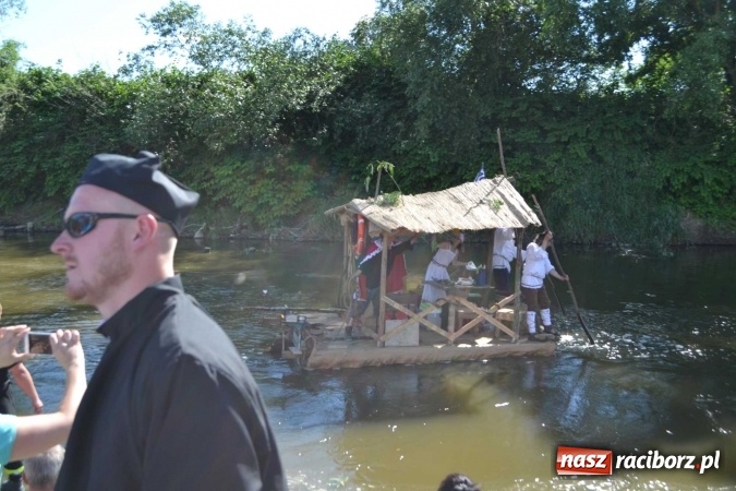 Zdjęcie w galerii na portalu naszraciborz.pl: PŁYWADŁO 2016 - przystanek Turze wiadomości z regionu