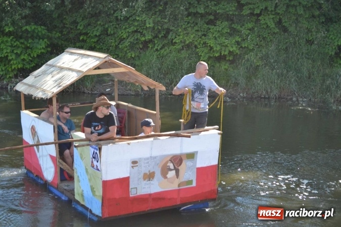 Zdjęcie w galerii na portalu naszraciborz.pl: PŁYWADŁO 2016 - przystanek Turze wiadomości z regionu