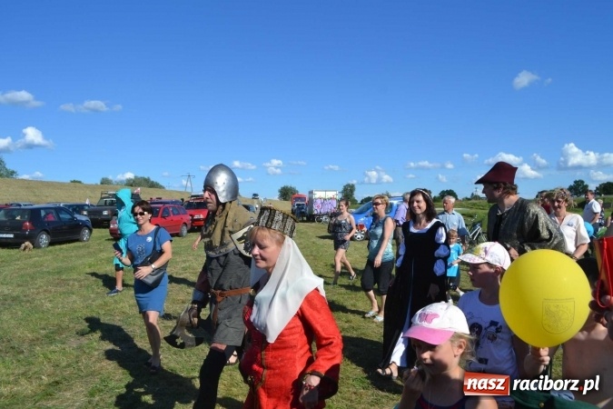 Zdjęcie w galerii na portalu naszraciborz.pl: PŁYWADŁO 2016 - przystanek Turze wiadomości z regionu